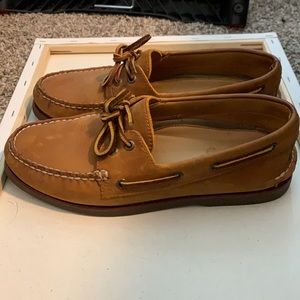 Sperry Top Sider Gold Cup size 9